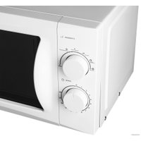 Микроволновая печь StarWind SMW3720