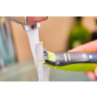 Триммер для бороды и усов Philips One Blade QP2520/65