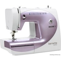 Электромеханическая швейная машина Bernina Bernette Moscow 3