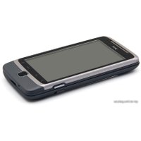 Смартфон HTC Desire Z