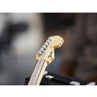 Конструктор LEGO Ideas 21329 Fender Stratocaster