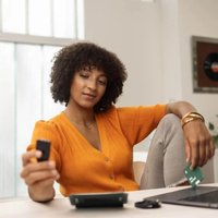 Аппаратный криптокошелек Trezor Safe 3 (серебристый)