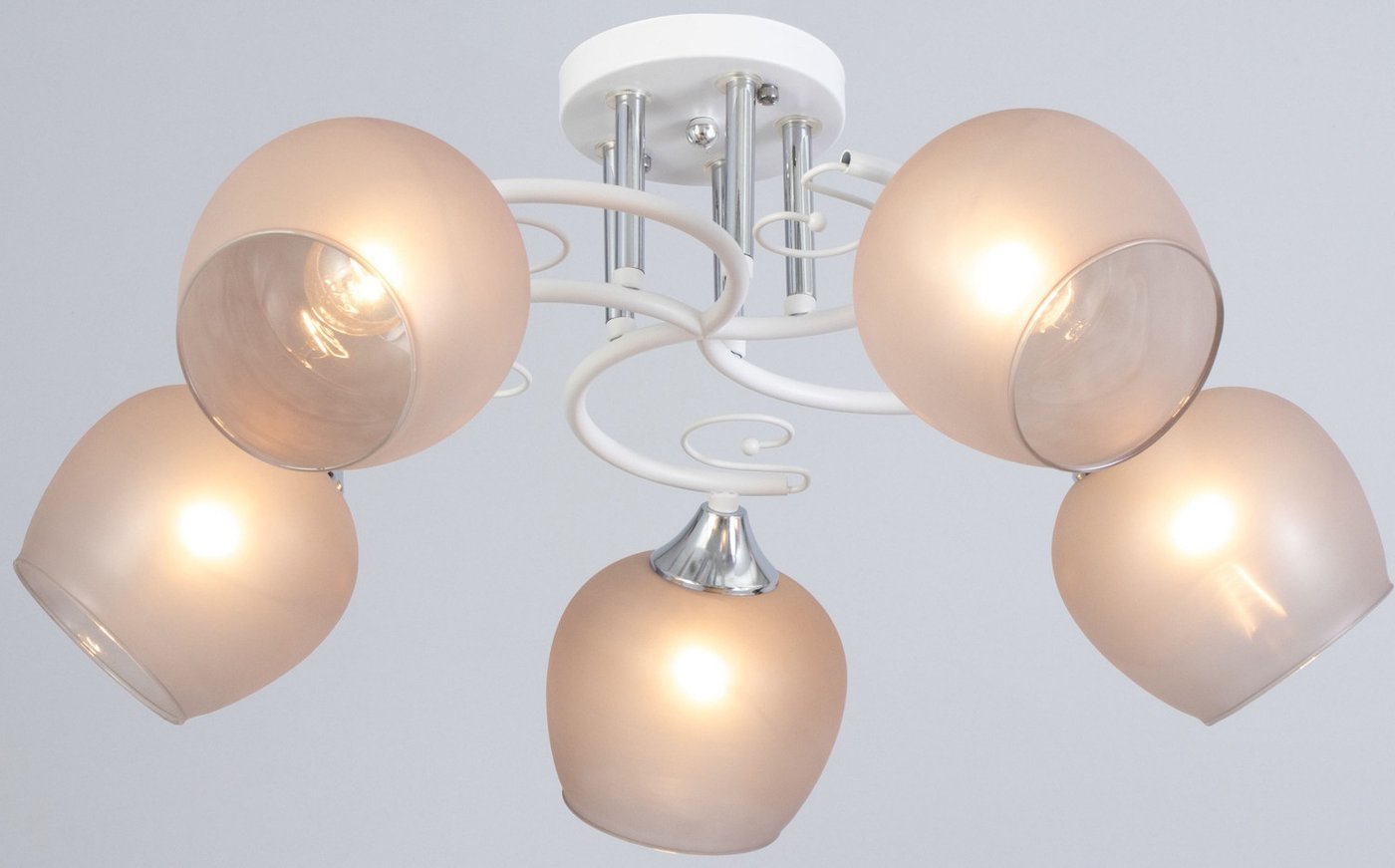 

Люстра средней высоты BayerLux Либи 10670416 (белый)