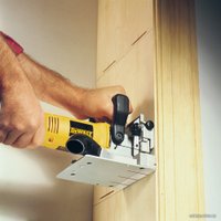 Шпоночный (ламельный) фрезер DeWalt DW682K