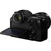 Беззеркальный фотоаппарат Panasonic Lumix DC-S1R Body