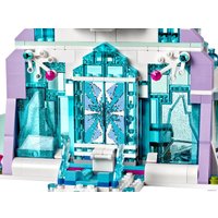 Конструктор LEGO Disney Princess 43172 Волшебный ледяной замок Эльзы