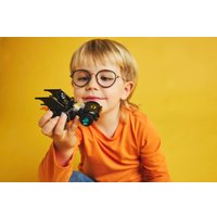 Конструктор LEGO Super Heroes Бэтмен на Бэтмобиле против Мистера Фриза 76301