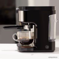 Рожковая кофеварка Aresa AR-1611