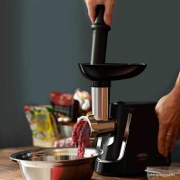 Мясорубка Aresa AR-2104