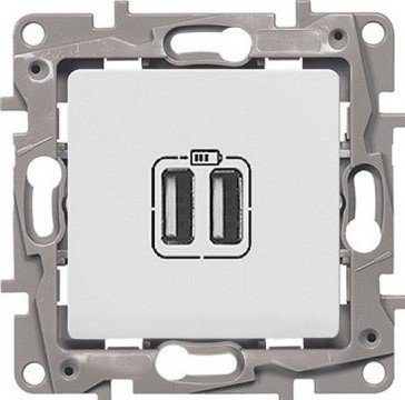 

Розетка USB Legrand Etika 6 722 94
