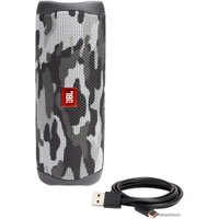 Беспроводная колонка JBL Flip 5 (черный камуфляж)