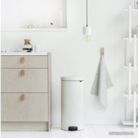 Мусорное ведро Brabantia Pedal Bin NewIcon 30 л (белый)