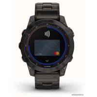 Умные часы Garmin Fenix 7 Sapphire Solar (серый карбон/серый карбон титан)