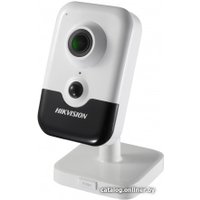 IP-камера Hikvision DS-2CD2463G0-IW (2.8 мм)