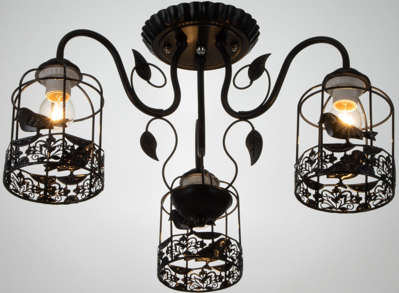 

Люстра средней высоты BayerLux 669622/3 4612422 (черный)