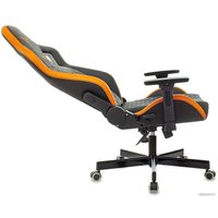Игровое (геймерское) кресло Knight Outrider (черный/оранжевый)