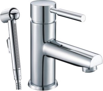 Смеситель с лейкой для биде Wasserkraft Main 4108