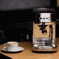 Рожковая кофеварка BORK C701