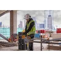 Угловая шлифмашина DeWalt DCG414T2 (с 2-мя АКБ, кейс)