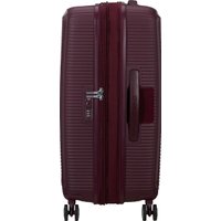 Чемодан American Tourister Soundbox Wild cherry 67 см