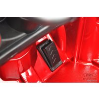 Электромобиль RiverToys F333FF (красный глянец)
