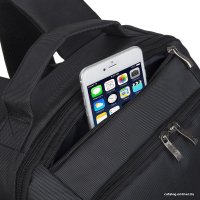 Городской рюкзак Rivacase 8262 (черный)