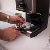 Рожковая кофеварка Black & Decker BXCO1200E