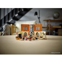 Конструктор LEGO Harry Potter 76382 Учеба в Хогвартсе: Урок трансфигурации