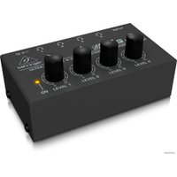 Настольный усилитель Behringer HA400