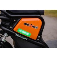 Электроскутер AVM.Plus Zoomer (оранжевый)