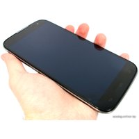 Телефон Gigabyte GSmart Saga S3