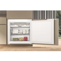 Холодильник Whirlpool WH SP70 T241 P