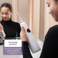 Ирригатор  TrueLife AquaFloss Compact C300 (белый)