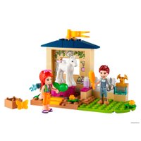 Конструктор LEGO Friends 41696 Конюшня для мытья пони