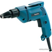 Шуруповерт для гипсокартона Makita 6821