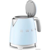 Электрический чайник Smeg KLF05PBEU