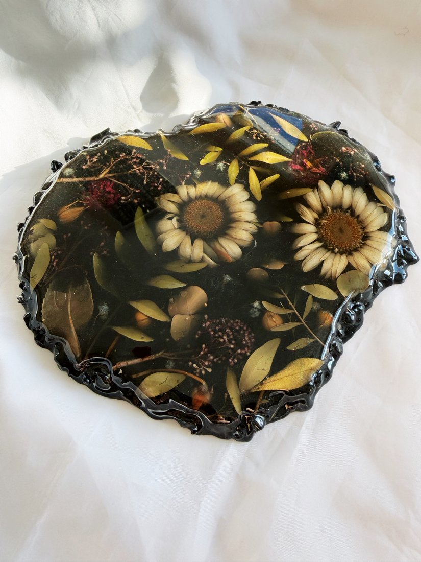 

Подставка декоративная Wood_N_Sea Сердце черное Пи-3/26