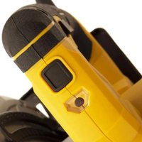 Дисковая (циркулярная) пила Denzel CS-210 27305