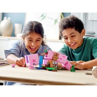 Конструктор LEGO Minecraft 21170 Дом-свинья