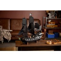 Конструктор LEGO Icons 10365 Пираты Карибского моря: Черная жемчужина