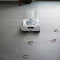 Робот-пылесос iRobot Braava Jet M6