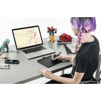 Графический планшет Wacom Intuos Comic Black Small (CTH490CK)