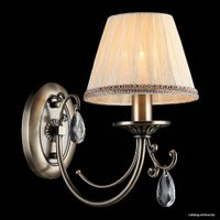 Бра Maytoni Royal Classic Soffia RC093-WL-01-R