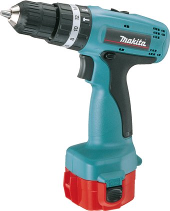 Ударная дрель-шуруповерт Makita 8281DWAE