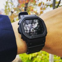 Наручные часы Casio DW-5600BB-1E