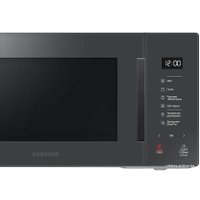 Микроволновая печь Samsung MG23T5018AC/BW