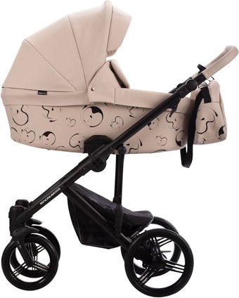 Универсальная коляска BEBETTO Magnum Light SE Pro (2 в 1, 01 светло-бежевая кожа/черная рама)