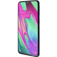 Смартфон Samsung Galaxy A40 4GB/64GB (черный)