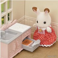 Кукольный домик Sylvanian Families Уютный коттедж с красной крышей 5567