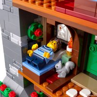 Конструктор LEGO Icons 10325 Альпийский домик